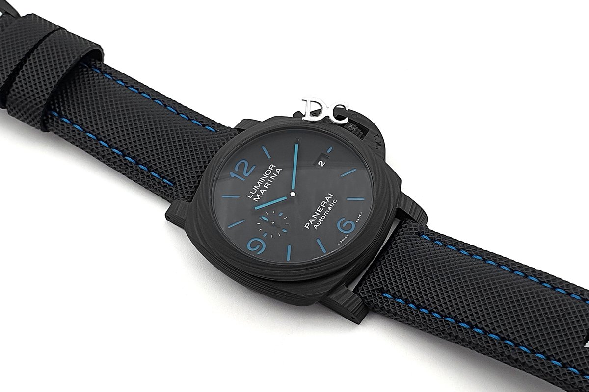 Pam1661 Luminor Marina Carbotech 44mm