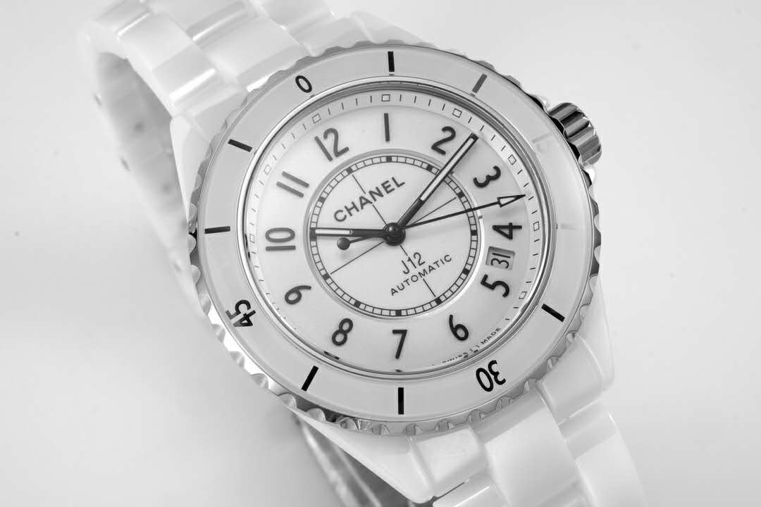 J12 White Ceramic and Steel Ref: H5700