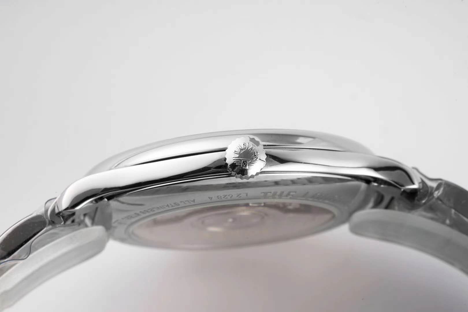 Master Collection White Dial on Bracelet